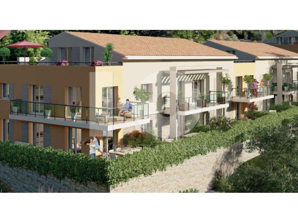 LA TRINITE - appartement de 2 Pièces en Rez de jardin 35m2, Terr